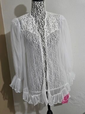 Delicate White Lace Sheer Robe with Ruffle Hem